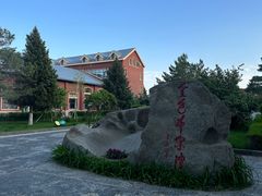 -布尔津河堤夜市