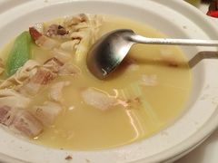 腌笃鲜-假装苏杭·园林餐厅(陆家嘴中心店)