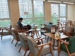 -无奔眼镜·蔡司·依视路授权店(朝阳大悦城店)