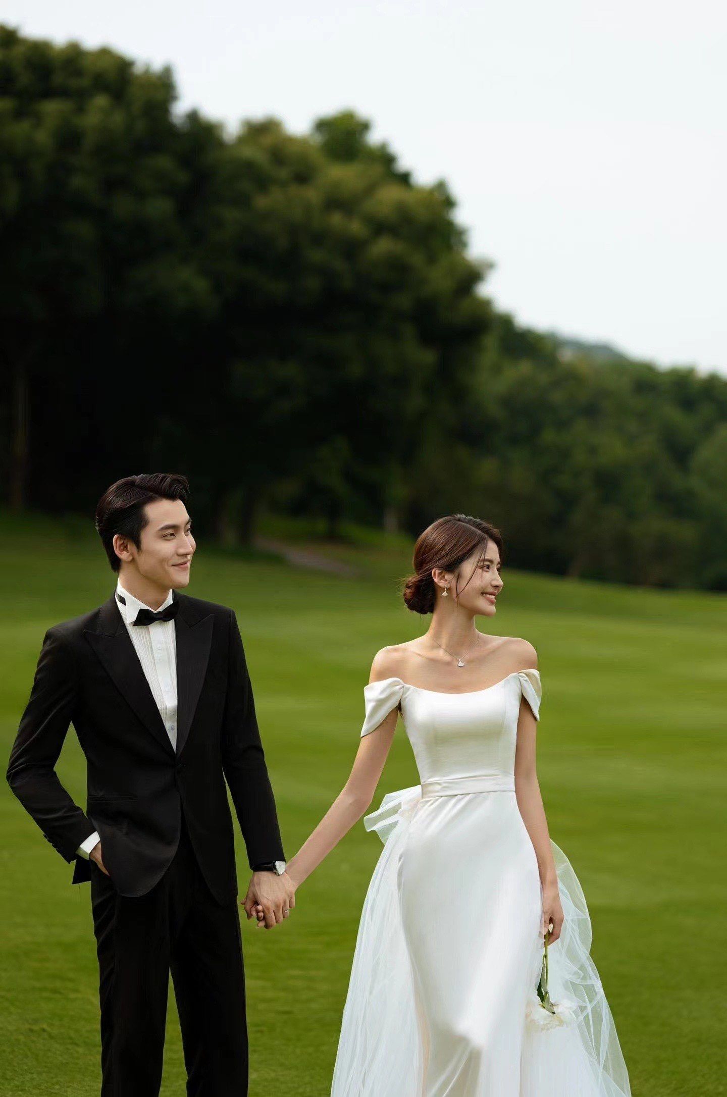 巴黎恋人婚纱摄影