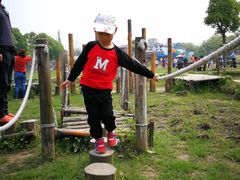 -田园东方蜜桃村的田野营地