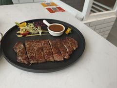 -ins森林童话餐厅coffee&bistro