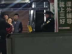 -上海站南广场-停车场