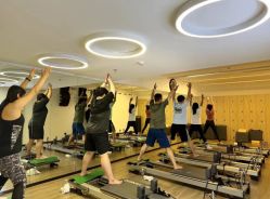 -恩舍瑜伽普拉提