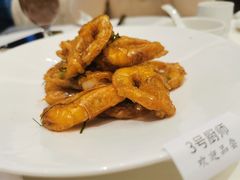 -万龙洲海鲜(大兴绿地缤纷城店)