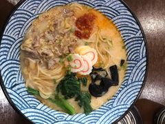 地狱牛肉拉面-三井寿司