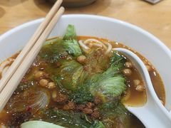 -三千粉牛肉米粉(来客茂店)
