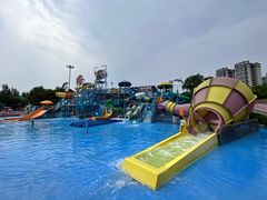 -欢乐水魔方水世界