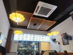 -春阳水饺(香槟广场店)