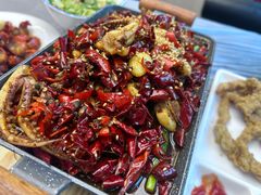 -肥肥虾庄·金牌油焖大虾(东湖欢乐谷店)
