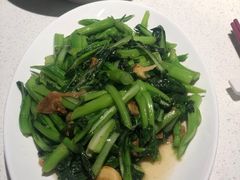 -煲王粤菜餐厅(中侨中心店)