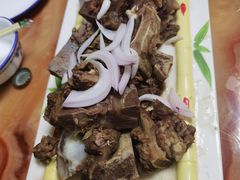 -苏莱特色牛骨滩羊手抓馆(长城东街总店)