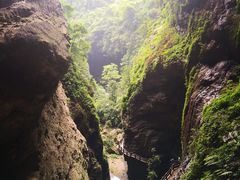 -龙水峡地缝景区