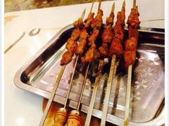 -马尔龙新疆饭店·清真(瑞景店)