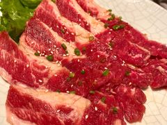 -山川小町·极番烧肉(新地假日广场店)