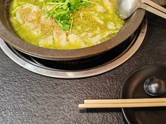 -灶知轩湘西石锅鱼(万佳广场店)