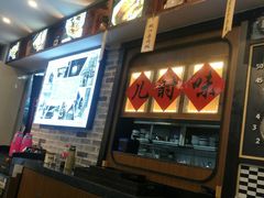 -黑白电视长沙小吃(美林M·LIVE天地东座店)