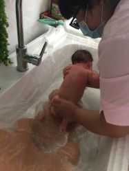 -母仪天下月子中心(光谷店)