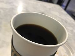 美式中杯-星巴克(上海虹桥站2A检票口)