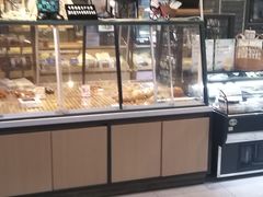 面包甜点陈列柜-盒马鲜生(帝斯曼店)