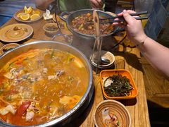 -快活林酸汤鱼鲜品火锅店(甲秀楼店)