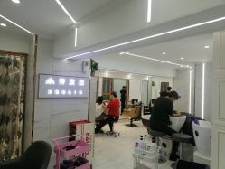 -小齐发型Star·Salon