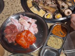 -姜胖胖韩式自助烤肉(光明万达店)