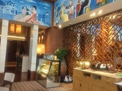 -香格里拉鱼跃地中海西餐厅·牛排披萨