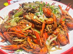 -乡土黄·鲜牛肉火锅·小龙虾(兴业街店)