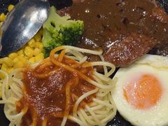 -汤姆家的牛排意面披萨(新城市广场店)