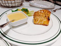 烤智利海鲈鱼-Wolfgang’s Steakhouse 沃夫冈牛排馆(上海白玉兰广场店)