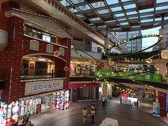 -金轮星光名座生活广场