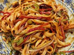 老北京炸酱面-门框胡同百年卤煮(新街口店)