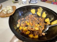 -妈妈家铁锅炖(景诚园综合楼店)