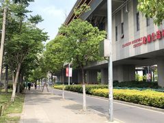 -康新公路(地铁站)