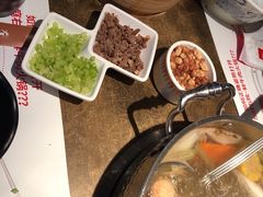 -左庭右院鲜牛肉火锅(新梅广场店)