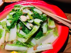 -半步颠小酒馆(繁花中心)