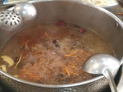 -乳仔牛牦牛汤锅 烤羊排(松潘古城店)