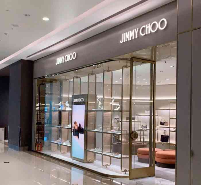 沈阳万象城jimmychoo图片