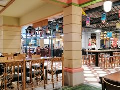 大堂-大食代美食广场(上海中心店)