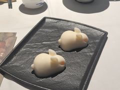 椰汁玉兔糕-侨美食家·41年地道粤菜(珠江新城店)