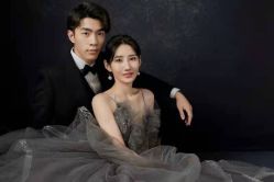 -易摄影婚纱摄影工作室