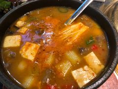 传统大酱汤-嘿嘟嘟·肋条烧肉放题(爱融荟城店)