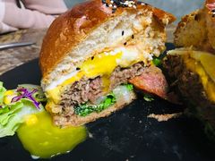 -HIGH FIVE哈福手工汉堡(桂林路店)