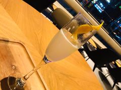 -星巴克臻选(上海合生汇1F店)