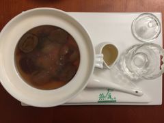 -燕庭·纯燕窝·甜品下午茶(南京西路店)