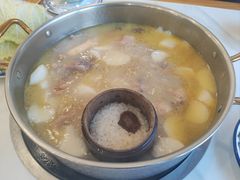 -朴小妹人参鸡汤火锅(长白山万达店)