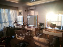 -E.L.K造型momopark店