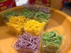 -龍歌自助小火锅(市南金茂湾店)