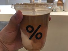 西班牙拿铁-% Arabica阿拉比卡咖啡(武康路店)